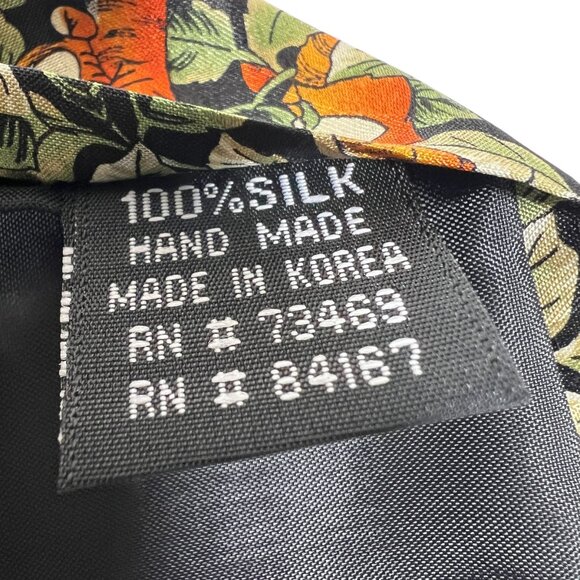 Vintage Disney World Mens Tigger in Jungle Leaves Green Orange Silk Pointed Tie - Picture 9 of 11